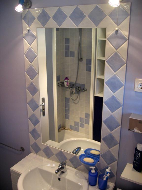 Apartments Mediterraneo Đảo Đảo Kaprije Ngoại thất bức ảnh