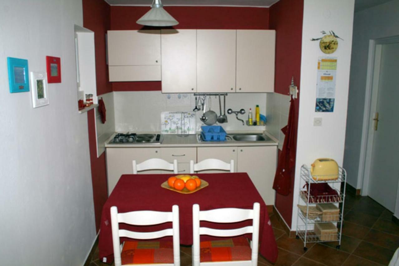 Apartments Mediterraneo Đảo Đảo Kaprije Ngoại thất bức ảnh